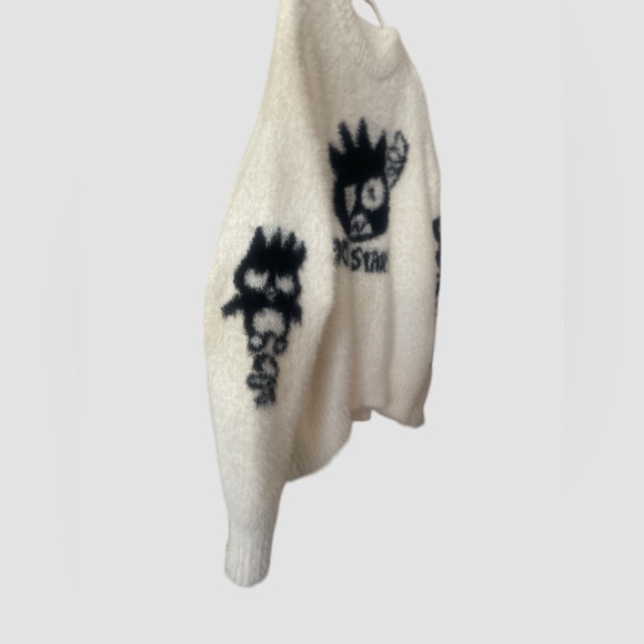 Sanrio Badtz Maru Fuzzy Sweater Forever 21 X Hello Kitty Women’s Sz Small NWOT - Picture 4 of 10